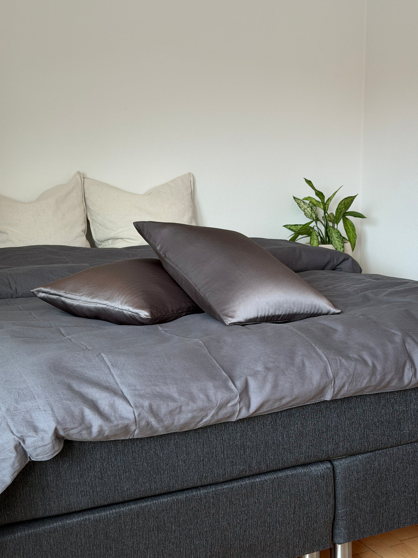 HERN Pillowcase
