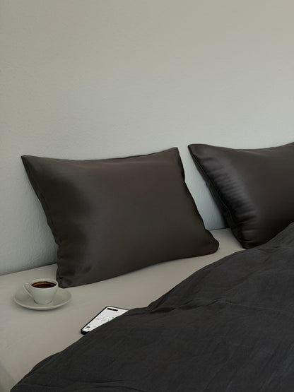 HERN Pillowcase